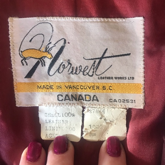 Norwest Leather Works LTD
Women’s burgundy leather jacket - small - Picture 5 of 5